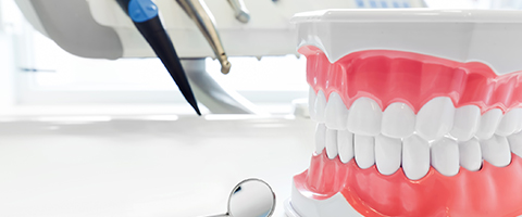 治療器具と歯型